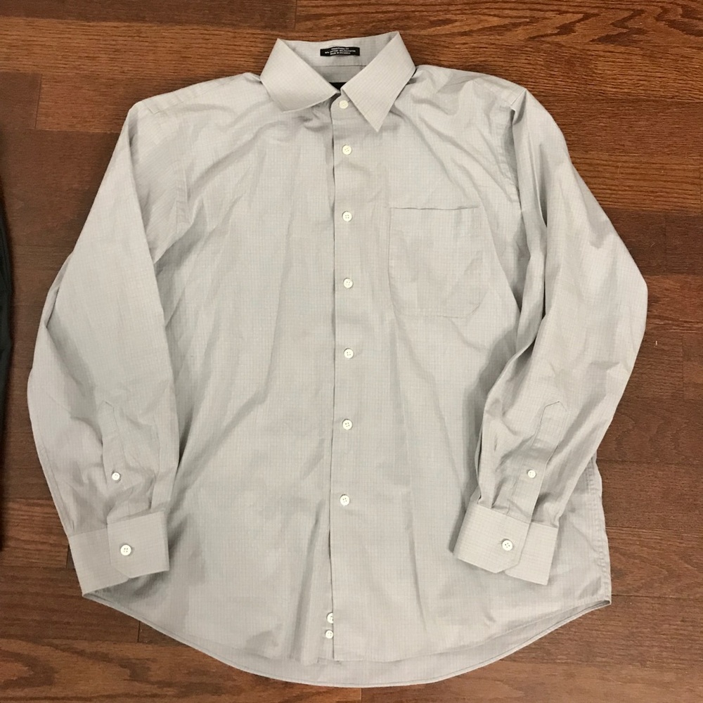 🚨SOLD🚨Business Bundle/Ties with Pants & Shirt - Picture 4 of 8